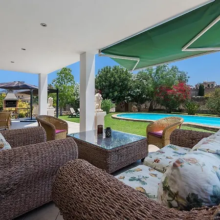 Villa Costa *